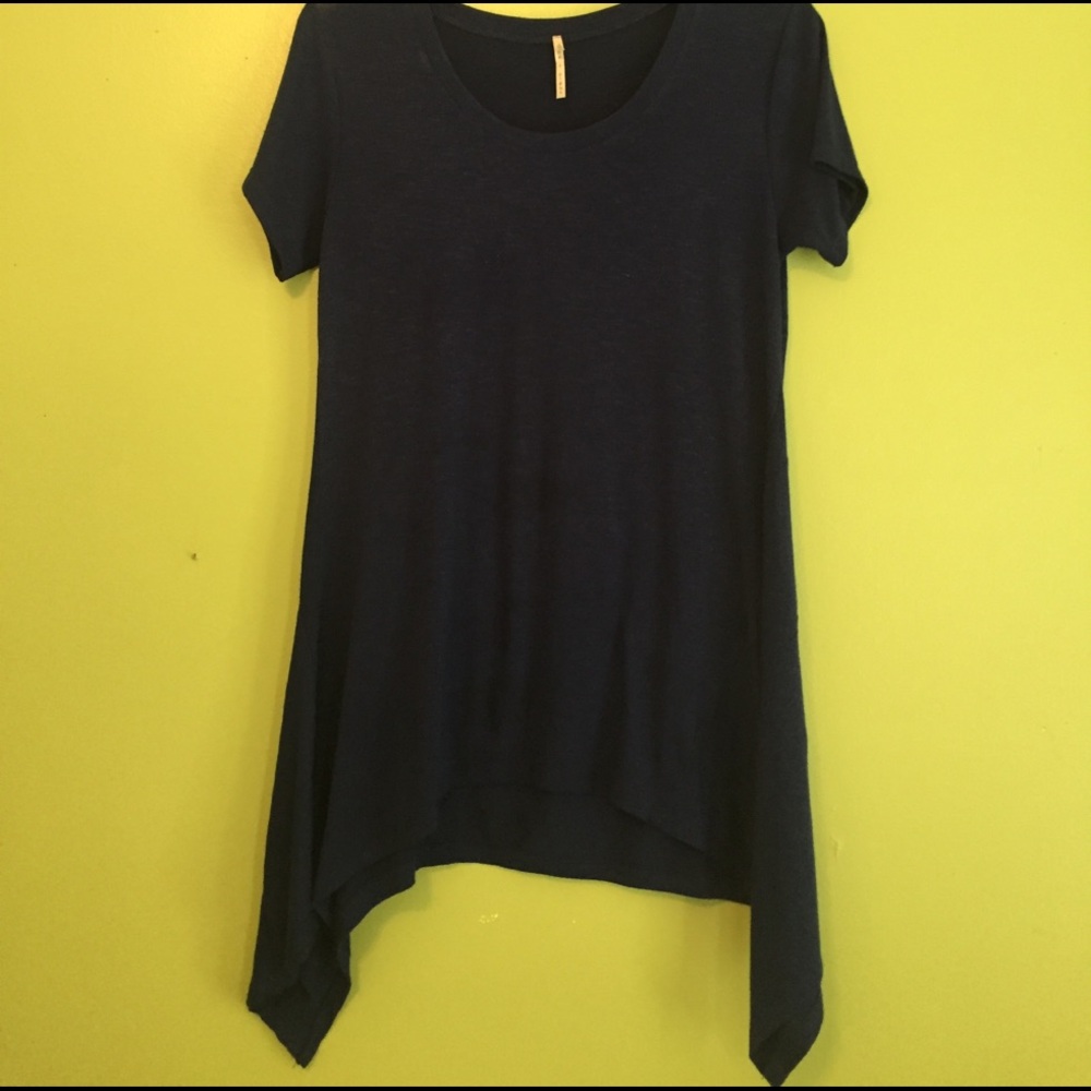 Navy tunic tee